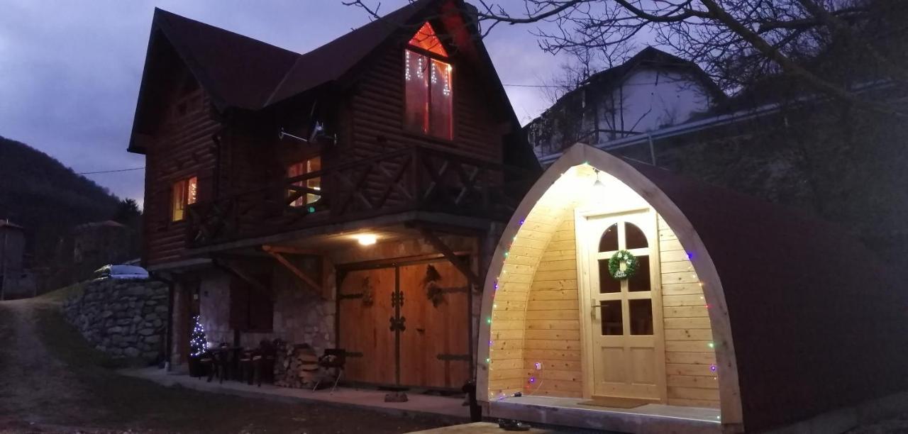 Vila Jelena - Bungalov Crni Vrh Kültér fotó