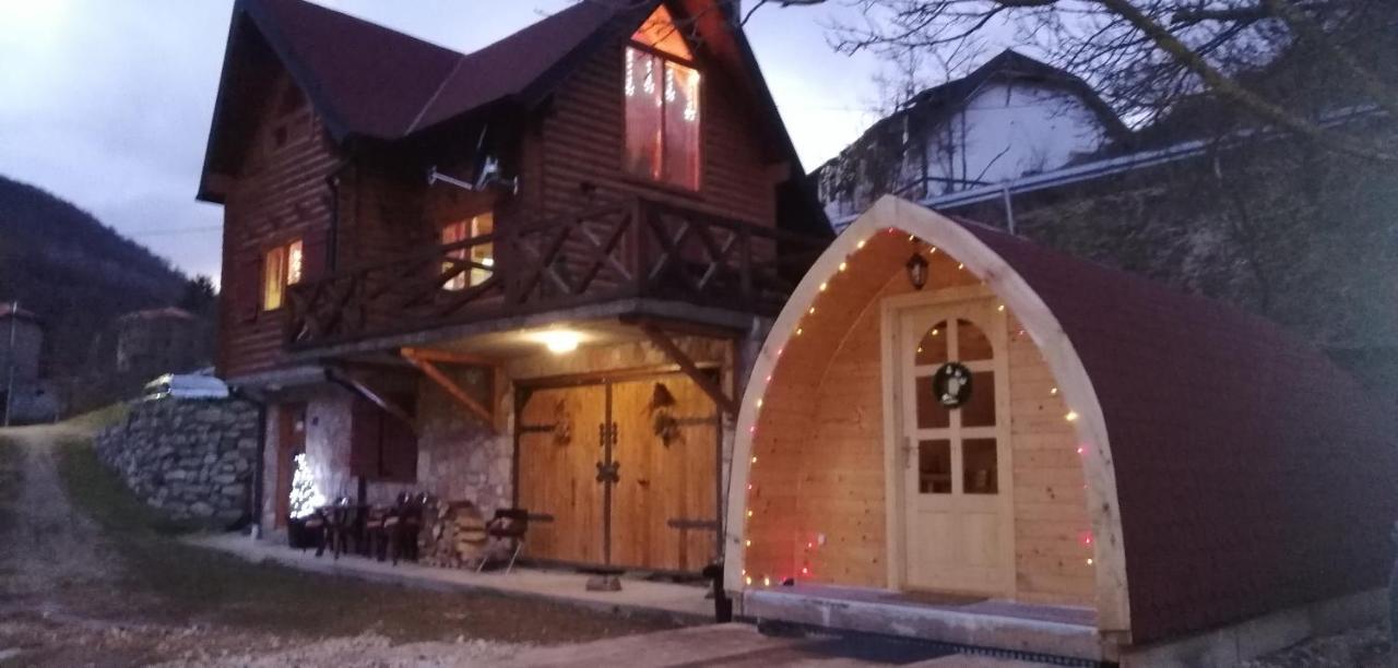 Vila Jelena - Bungalov Crni Vrh Kültér fotó