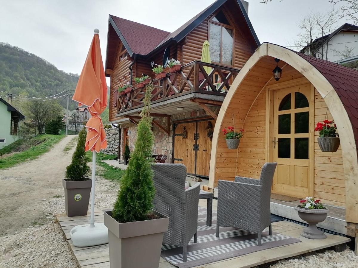 Vila Jelena - Bungalov Crni Vrh Kültér fotó