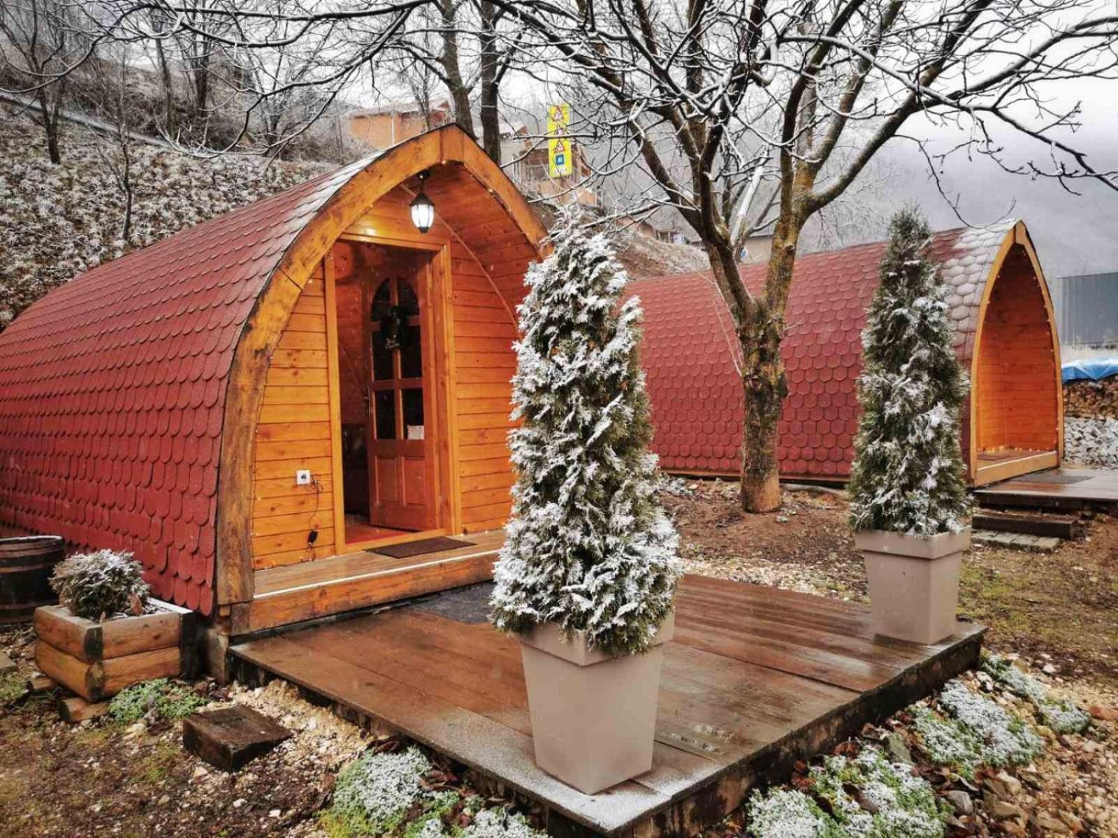 Vila Jelena - Bungalov Crni Vrh Kültér fotó